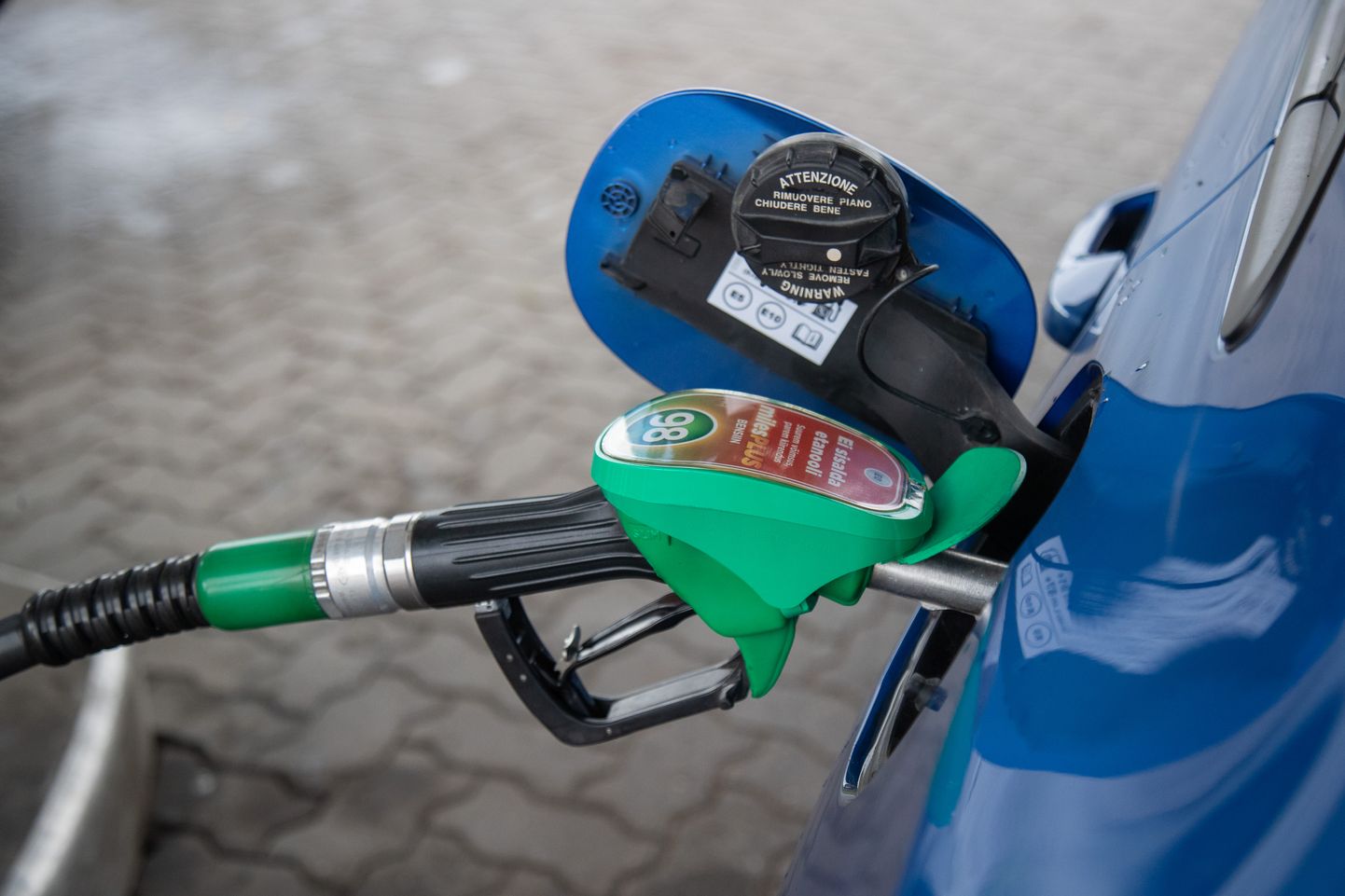 Kui kõik läheb Venemaa ennustuse järgi, peaks Eesti tanklates kütuse hind pisut tõusma.