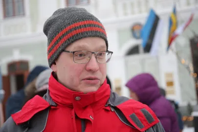 Лео Лукс.