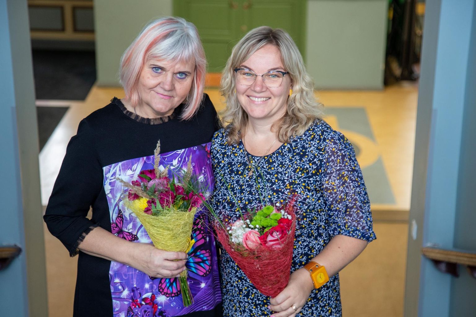 Kooli poolt tunnustuse pälvinud pedagoogid Kaina Mälgand ja Erika Aas.