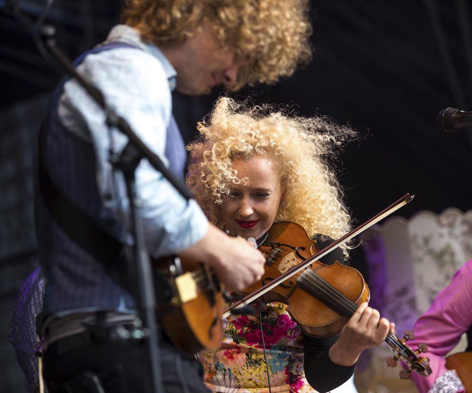 Rahva lemmik Curly Strings astub veebruaris üles ka Kansas Citys Folk Alliance`i aastakonverentsil.