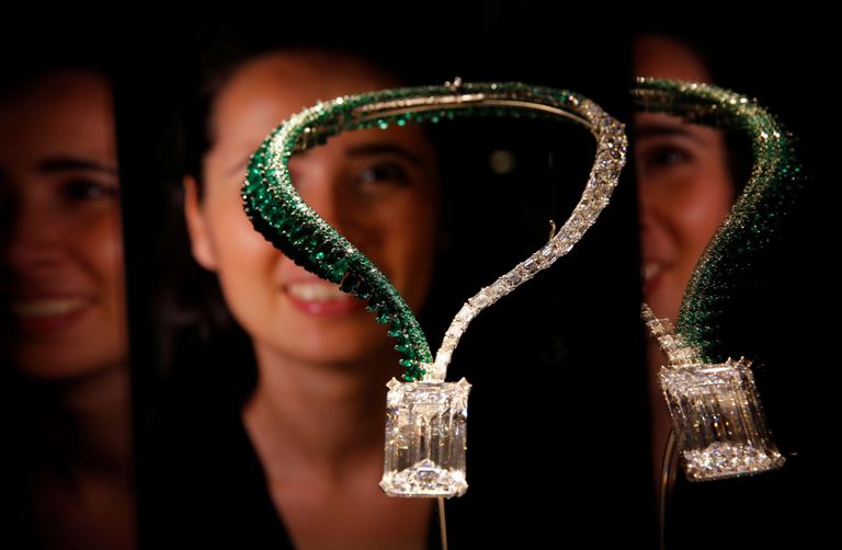 163,41-karaadine teemant, mis müüdi 33,5 miljoni dollari eest