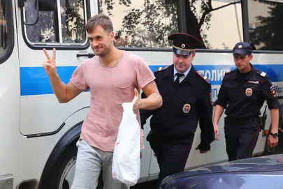 Pjotr Varzilov.