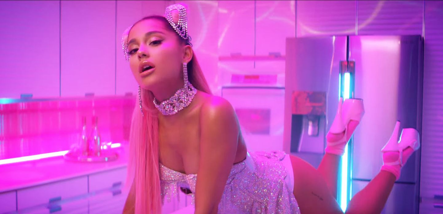 Ariana Grande jaunajā singlā citē "Mūzikas skaņas"