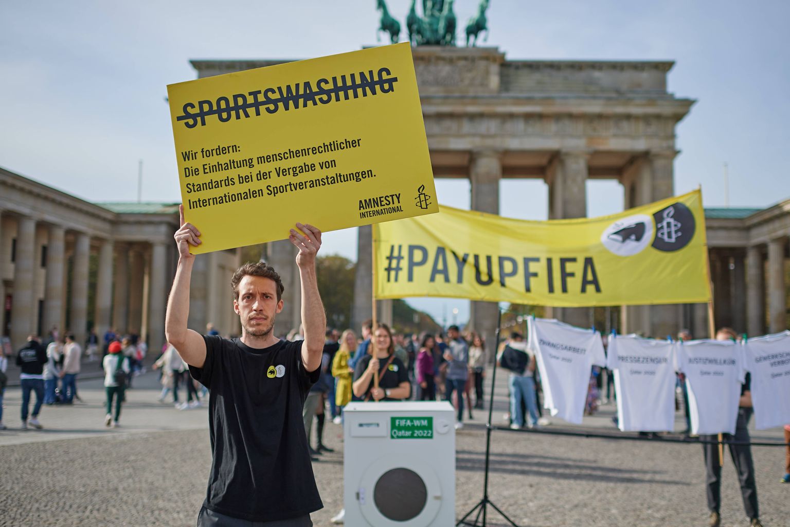 Inimõiguste eest võitlejad on Katari MMi vastu protesteerinud nii Saksamaal kui ka mujal.