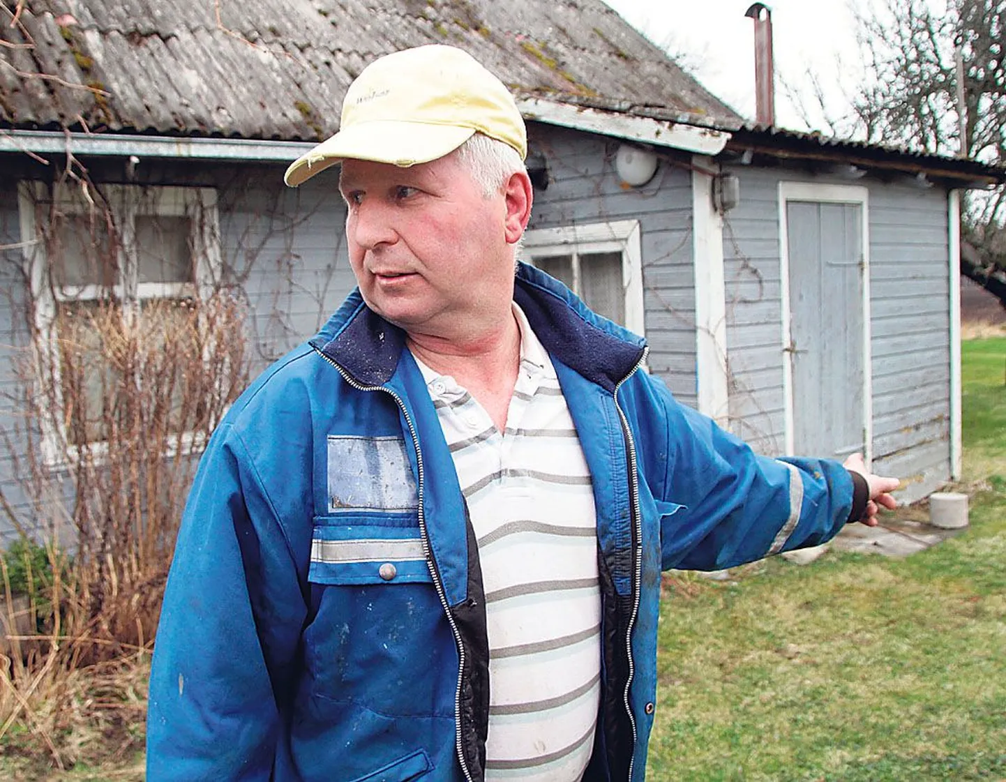 “Ma ei taha nelja seina vahel olla, väljas on nii palju tegemist,” räägib Loometsa talu peremees Arvo Lorents, kes kannab 2000. aastast Vaskrääma külavanema paguneid.