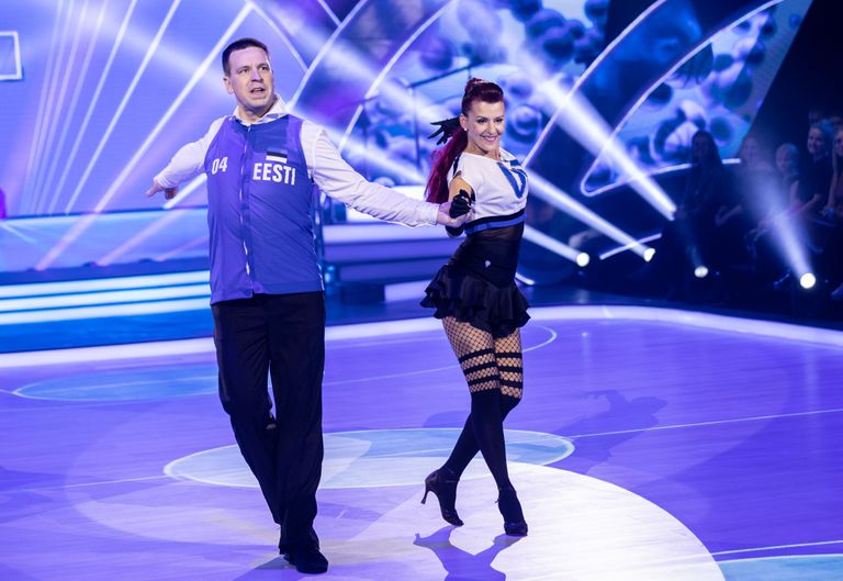 Jüri Ratas ja Kristina Tarmet «Tantsud tähtedega» saates 23. oktoobril, kui esitusele tuli tša-tša-tšaa.