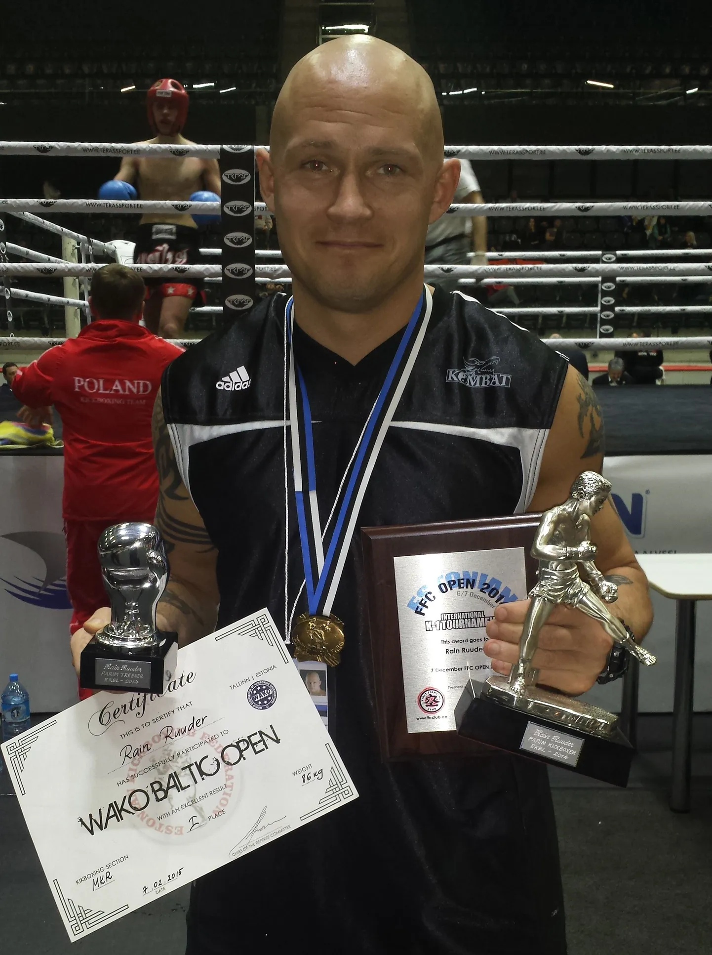 Eesti Kickboxingu Liidu parimaks sportlaseks ja treeneriks ühtaegu valiti Tartu Kombati spordiklubi peatreener Rain Ruuder.