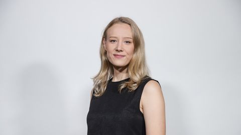 AJUTEADLANE ÜLLATAB ⟩ Cristina Kroon LSDst ja võluseentest: see, mida kardame, ei pruugi olla kõige ohtlikum