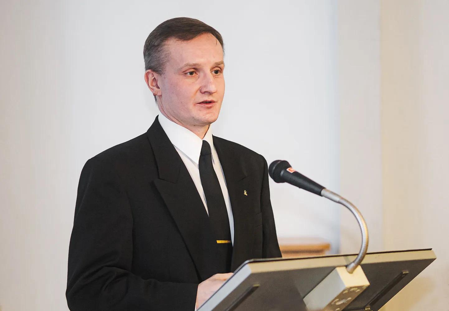 Vladimir Žavoronkov jõudis Narva volikogu juhtida vaid veidi üle kolme kuu.