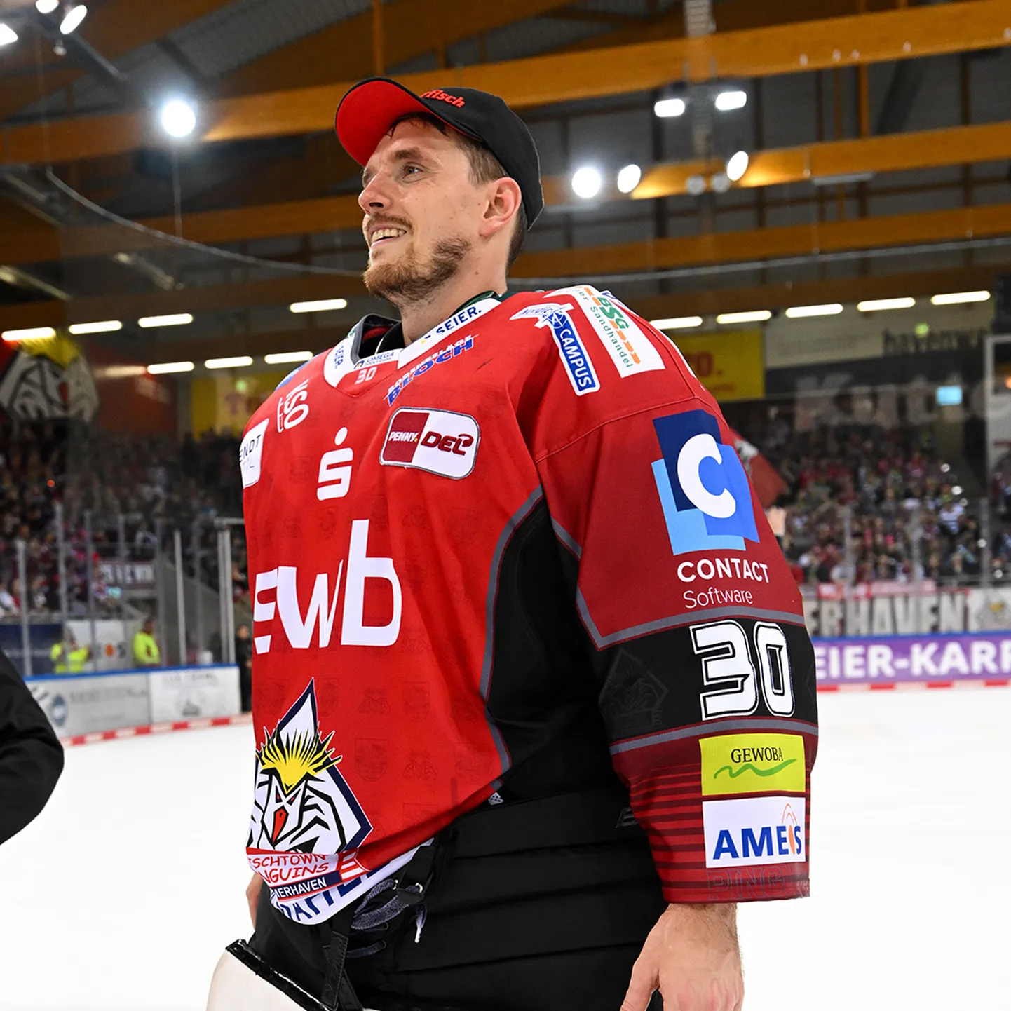 Latvijas hokeja vārtsargs Kristers Gudļevskis