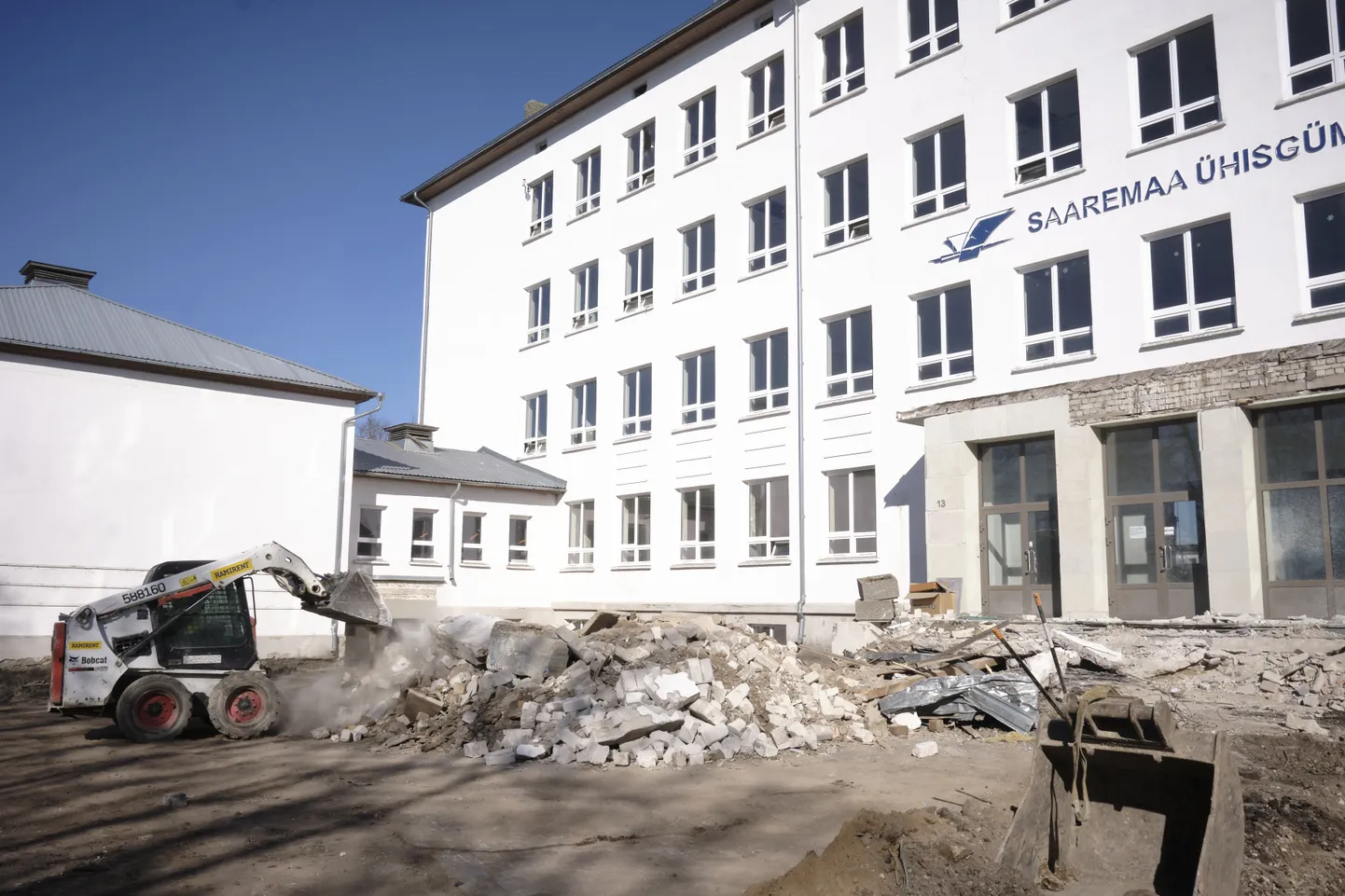 Hariduse kooli ehitustööd märtsi keskpaigas