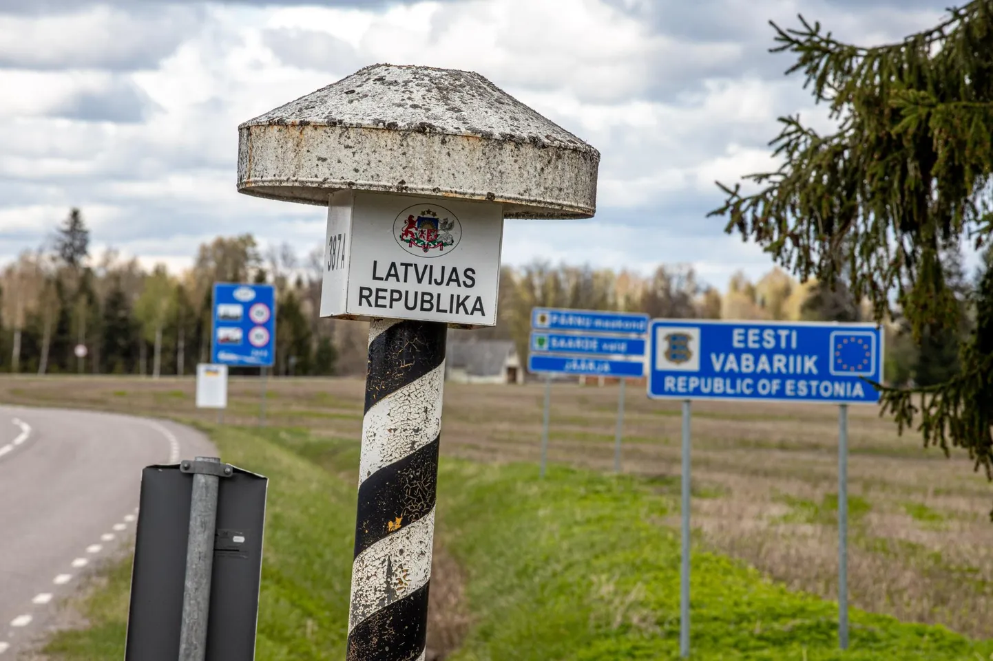 Латвийско-эстонская граница.
