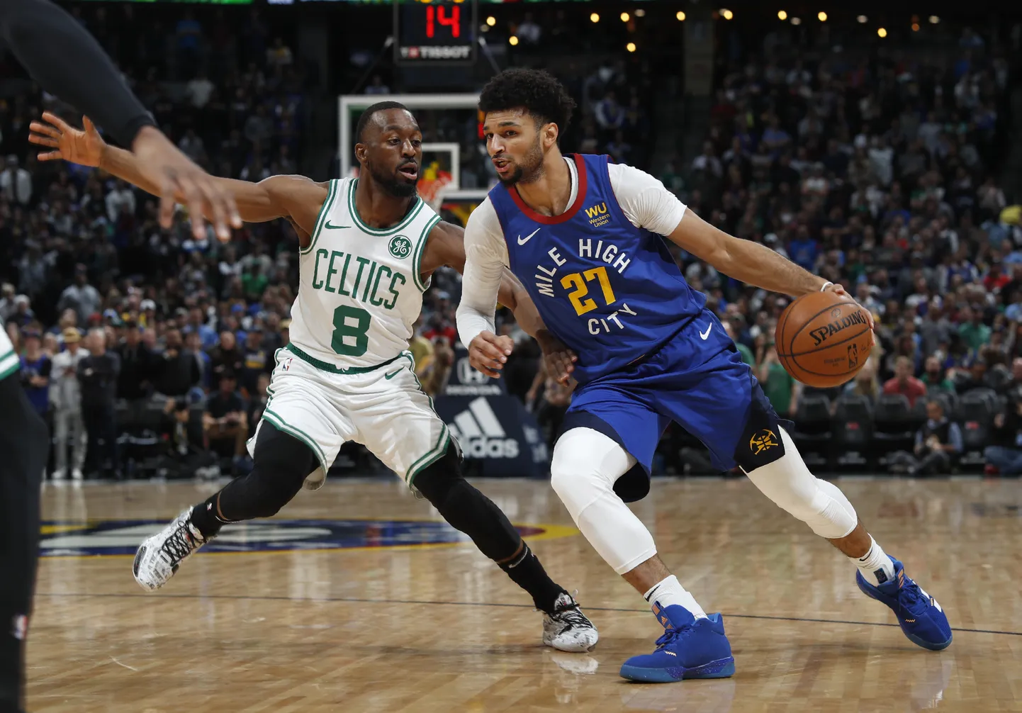 Jamal Murray paremal.