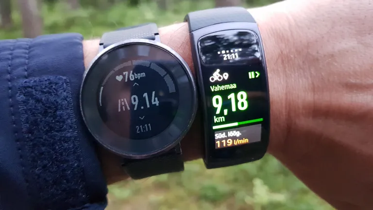Samsungi ja Huawei aktiivsusmonitorid töös