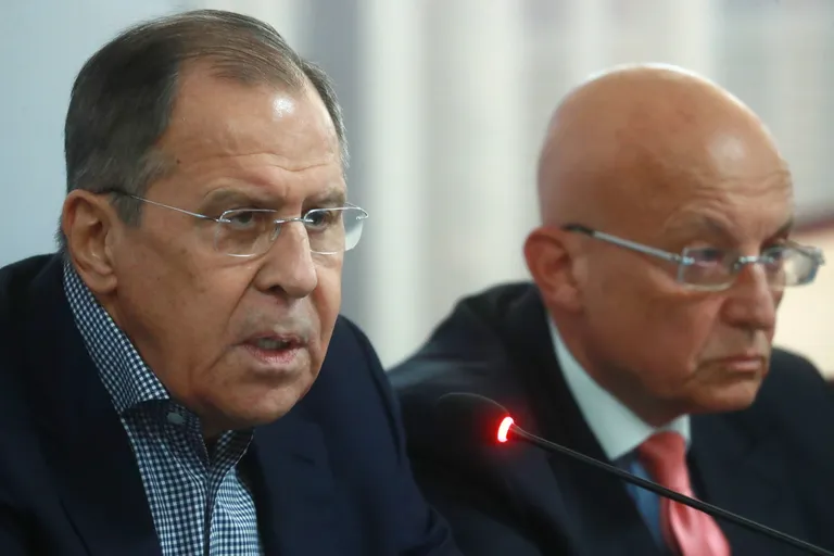 Сергей Караганов (справа) со своим боевииым тезкой Лавровым в «мирном» 2018 году.