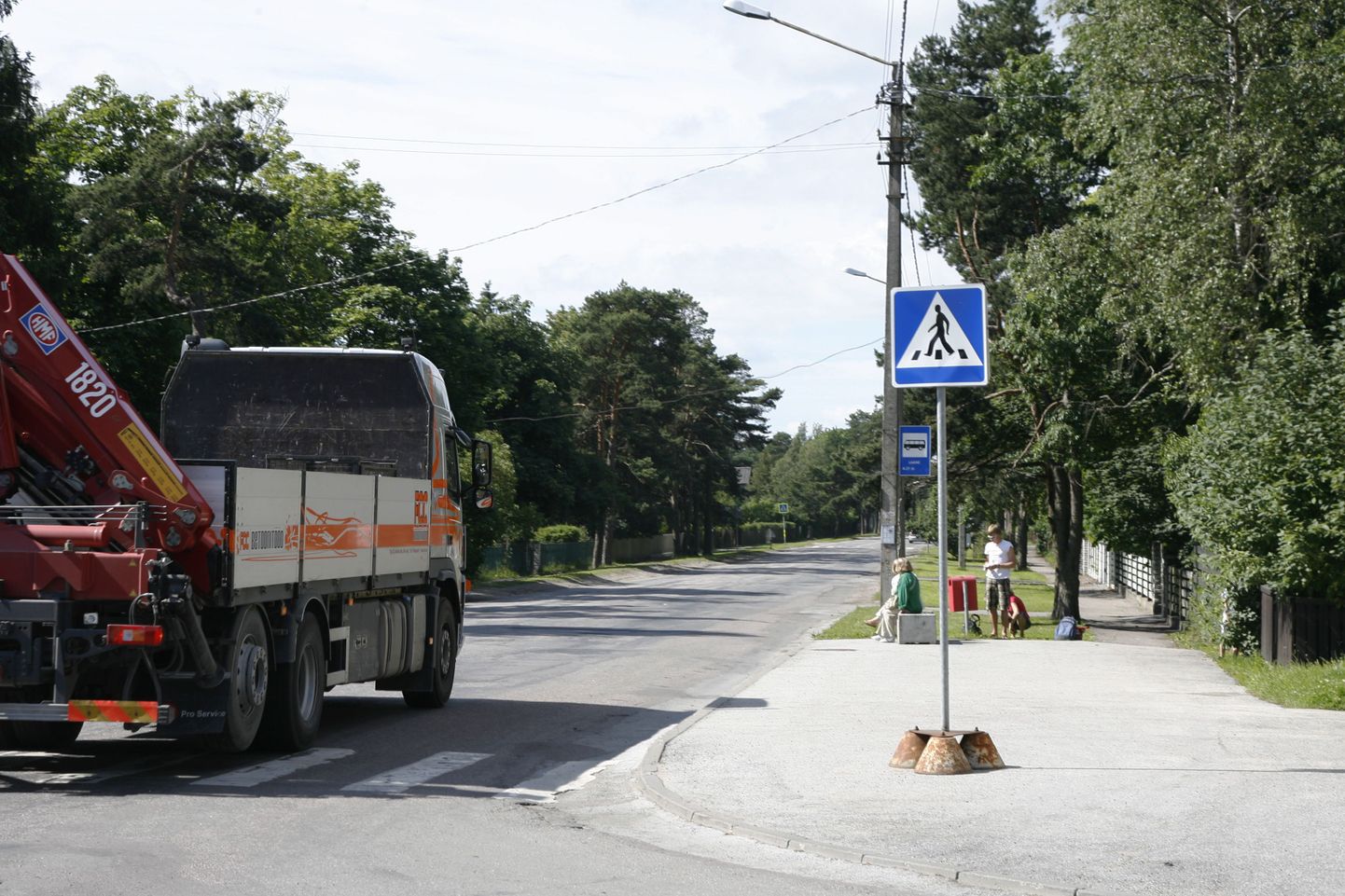 Tallinnas kulgev Pärnu maantee.
