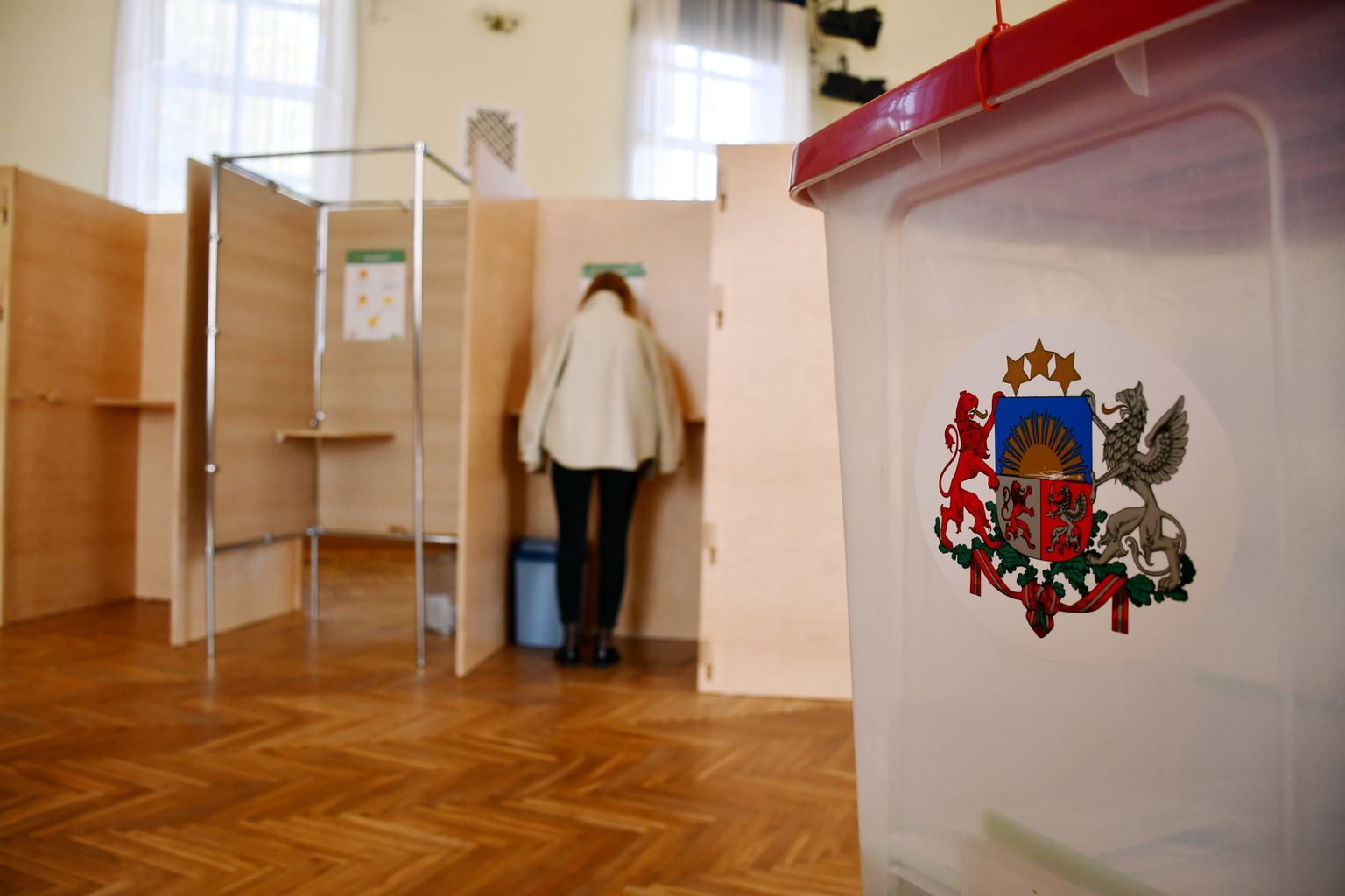 Pašvaldības vēlēšanas 729. vēlēšanu iecirknī Viļānu kultūras namā. Ilustratīvs attēls.