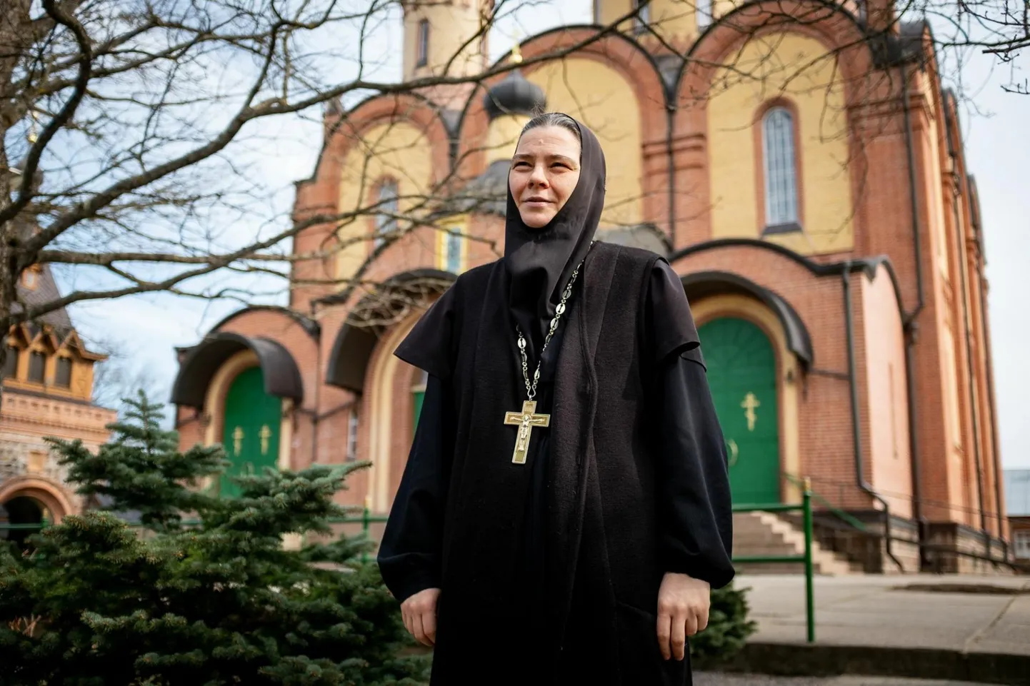 Pühtitsa Jumalaema Uinumise Stavropigiaalne Naisklooster. Pildil kloostri juht iguumenja Filareta.
