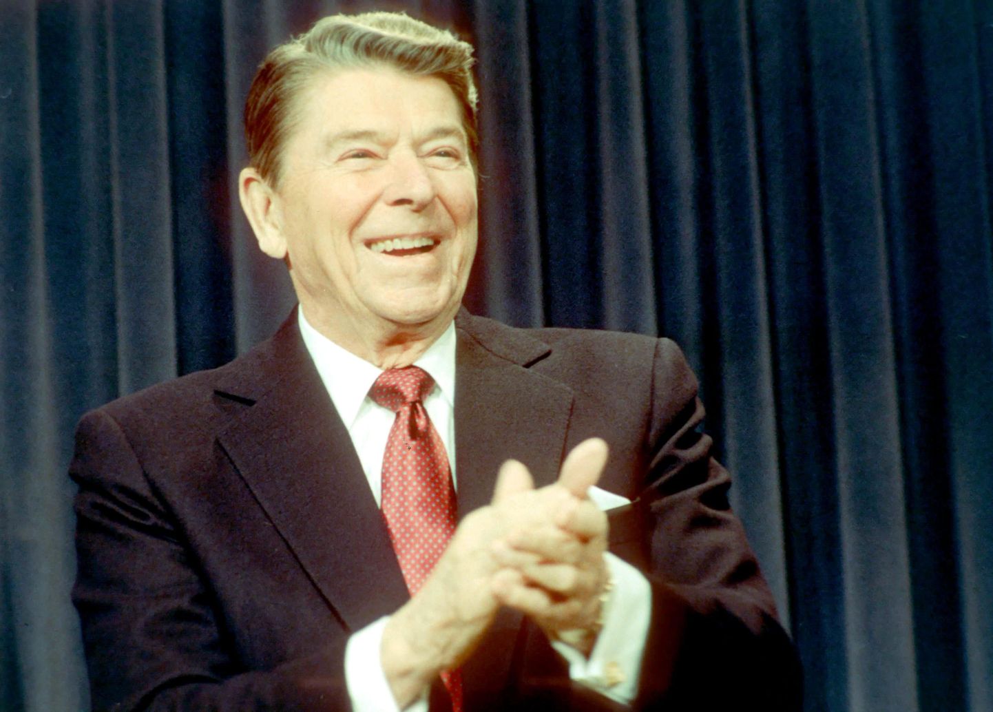 Ronald Reaganile meeldis aeg-ajalt rääkida anekdoote kommunistidest.