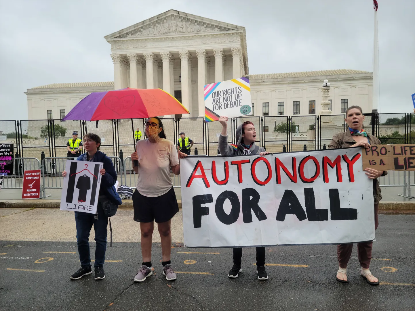 Abordiõiguse pooldajad Washingtonis USA Ülemkohtu ees meelt avaldamas.