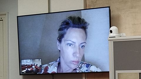 Urm süüdistab kohtu surveavaldamises