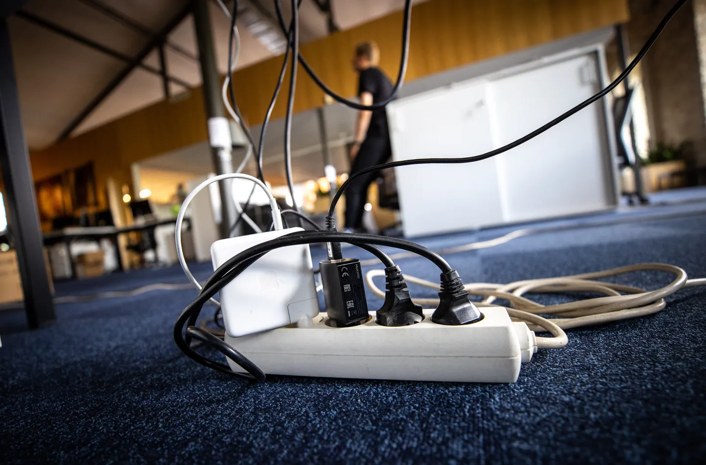 Elektri universaalteenus peaks tooma kodutarbijale soodsa hinnaga elektri.