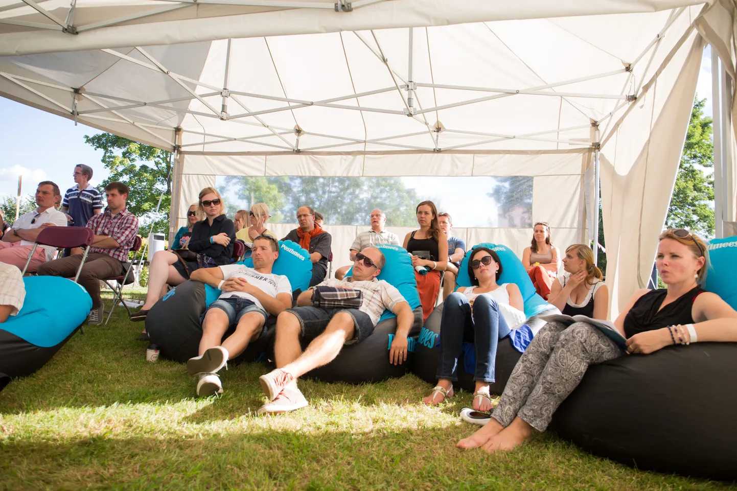 2015. Arvamusfestivali Postimehe ala