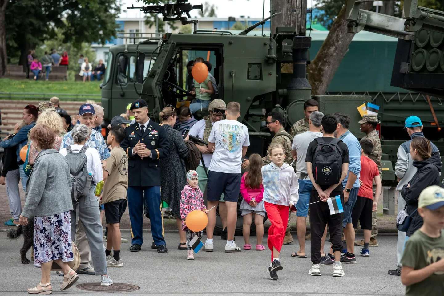 USA sõjaväelased tõid 20. augustil Pärnusse maakaitsepäevale mitmikraketiheitja HIMARS.