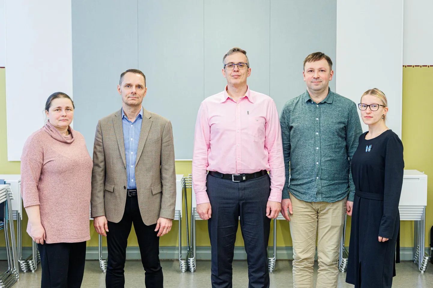 Hargla kooli direktor Helen Puusalu,Valga põhikooli ja Priimetsa kooli direktor Tiit Tammaru, Valga gümnaasiumi direktor Andrus Murumaa, Lüllemäe põhikooli direktor Mart Kase ja Tsirguliina kooli direktor Katre Kikkas on selle poolt, et Valgas jätkaks tööd klassikaline gümnaasium.