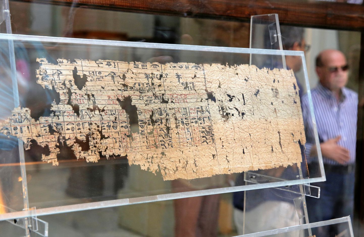 Khufu papiruss.