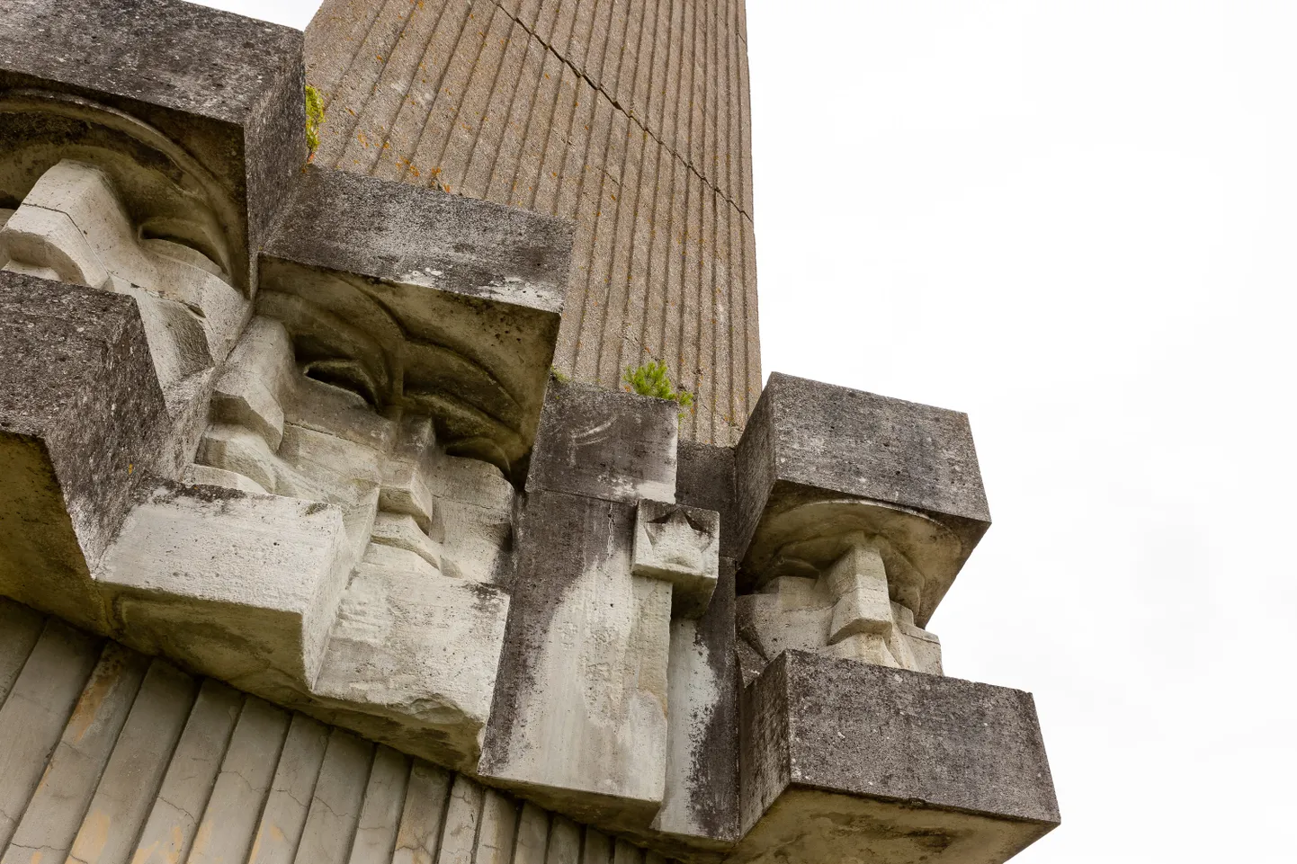 Tehumardi monument.