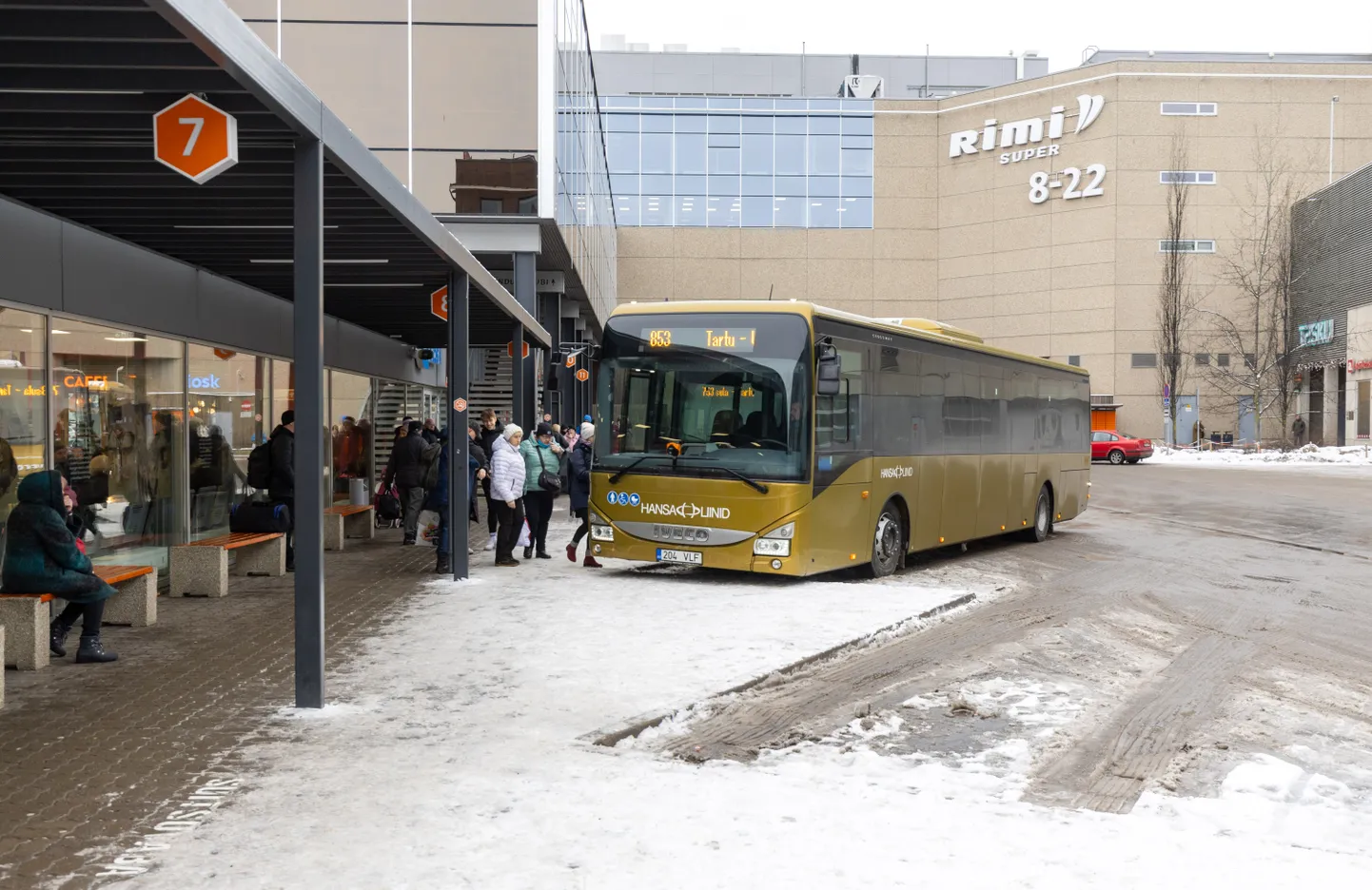 Tartumaal ringi sõitvates kuldsetes bussides tuleb sõidu eest edaspidi maksta.