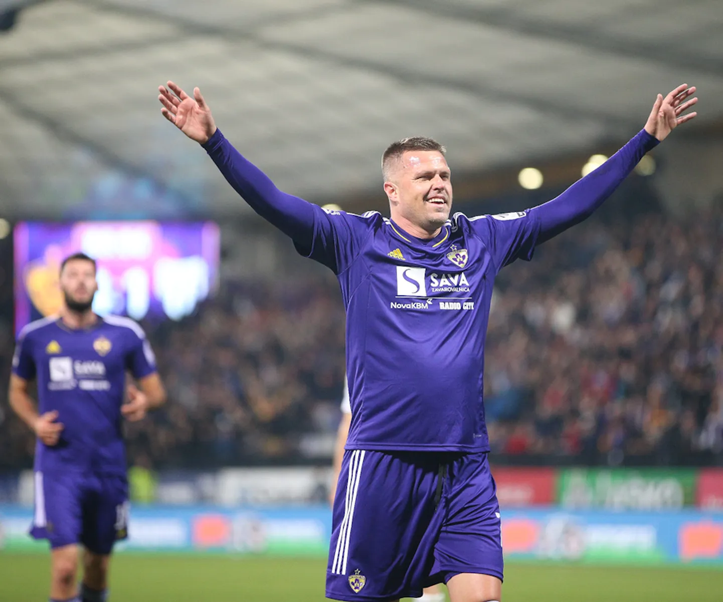 Josip Iličić pole füüsiliselt küll tippvormis, kuid suutis oma koduklubi Maribor debüütmängus jala valgeks saada.