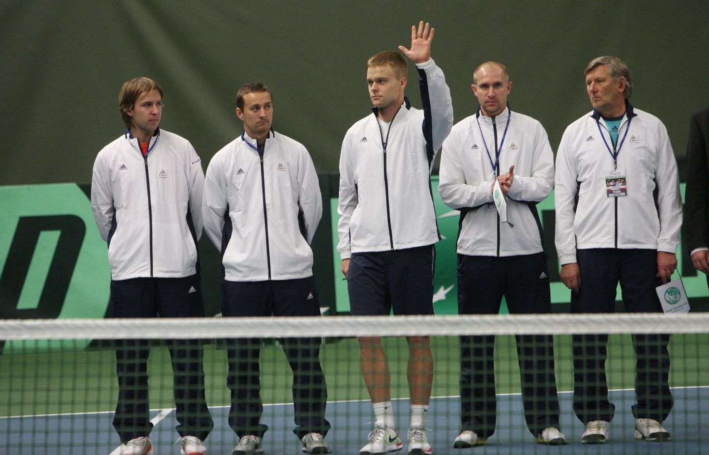 Eesti tennisemeeskond: Vladimir Ivanov (vasakult), Jaak Põldma, Jürgen Zopp, Mait Künnap ja kapten Peeter Lamp.