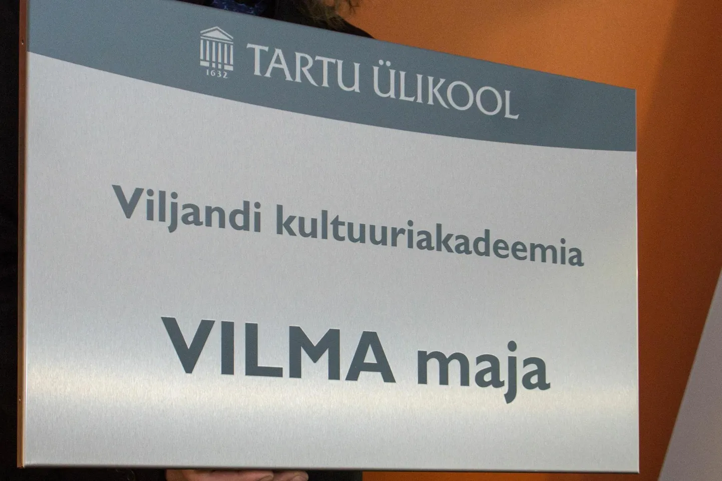 Etendus jõuab vaatajateni veebis ja Vilma majas korraga.
