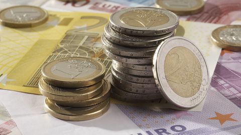 Тысяче жителей Эстонии выплачивали слишком большое пособие: ошибка обойдется государству в 70 000 евро
