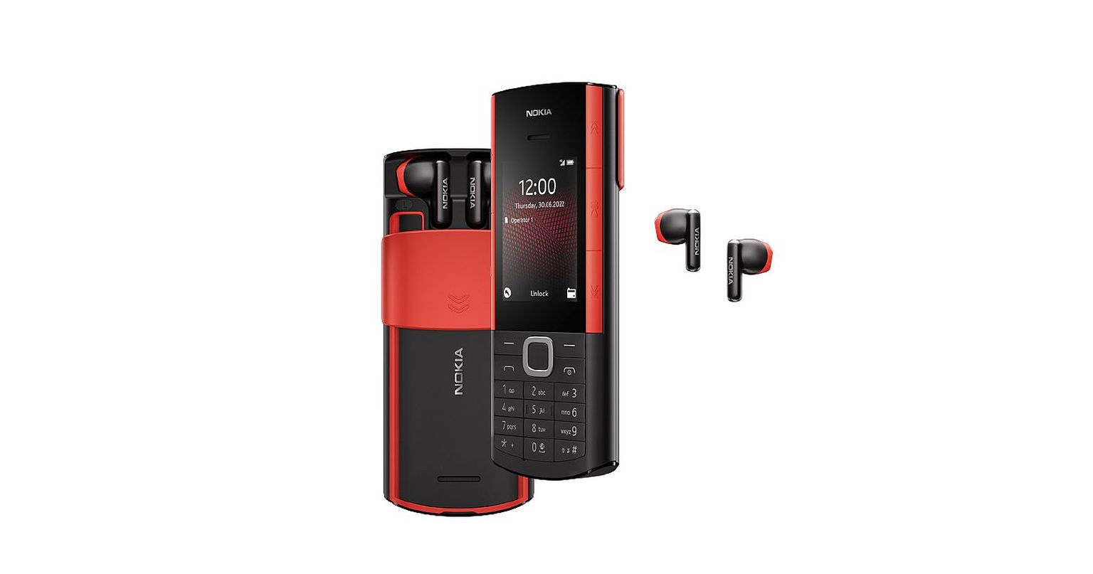 Klassikaline telefon koos klappidega: Nokia 5710 XpressAudio peidab sahtlis väikeseid juhtmevabasid klappe, mis tavaliselt käivad laadimiskapslis. Seekord asendab aga kapslit kõik-ühes nuputelefon ise.