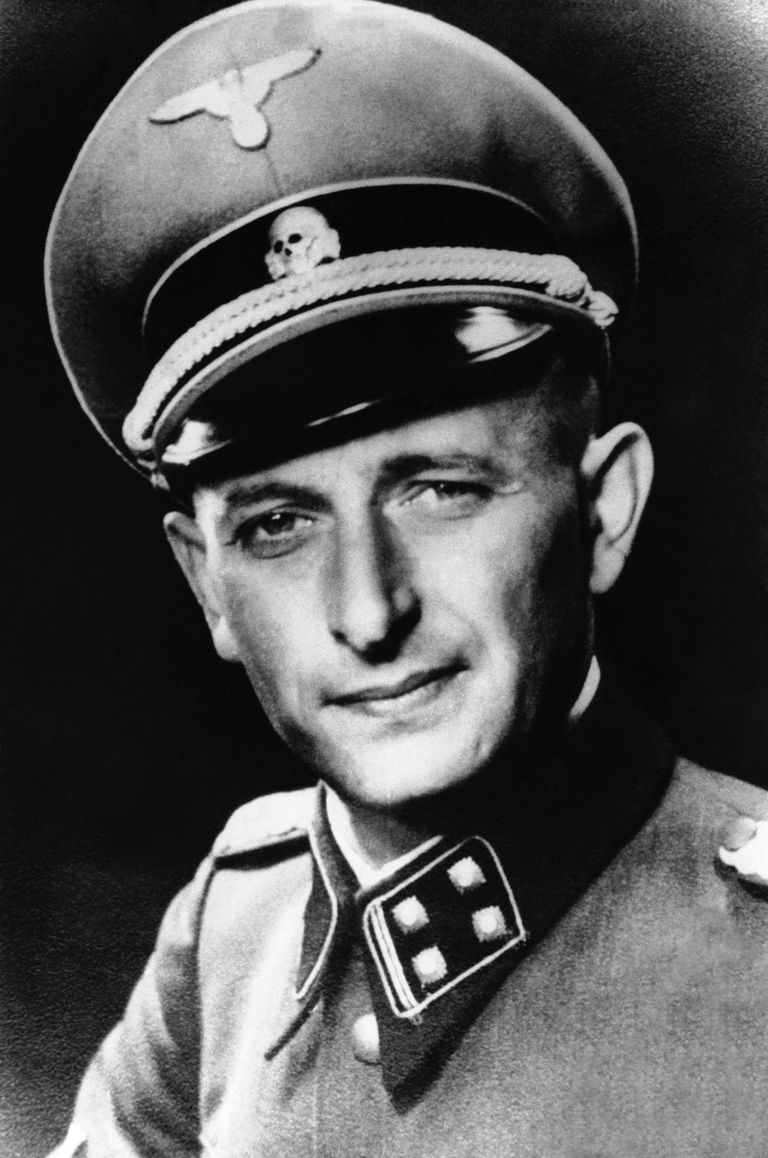 Natsiohvitser Adolf Eichmann 1942. aastal.