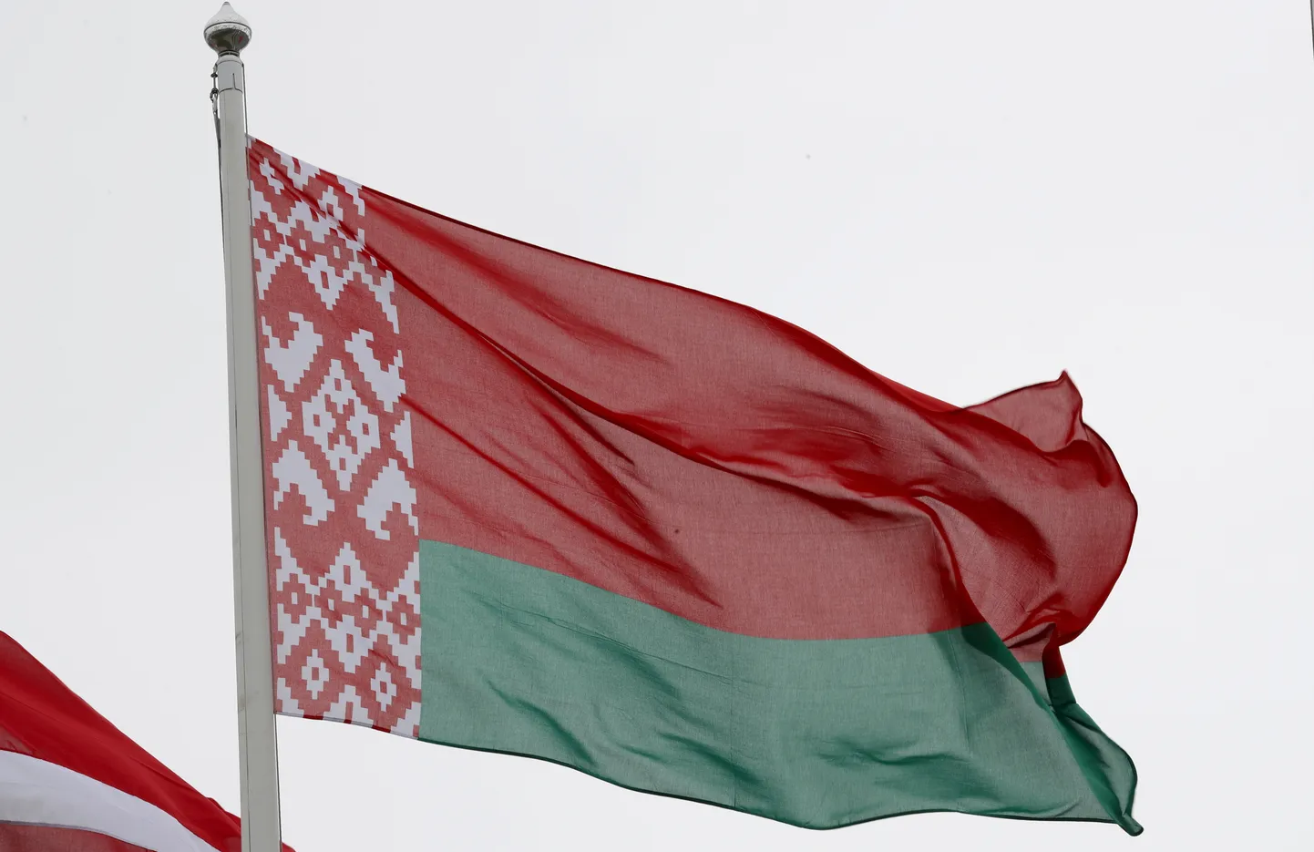 Valgevene lipp Riias toimunud jäähoki MMil.