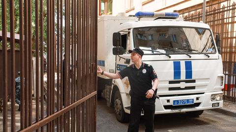 Krievijā LGBT bāra vadībai piespriež cietumsodus par "ekstrēmismu"