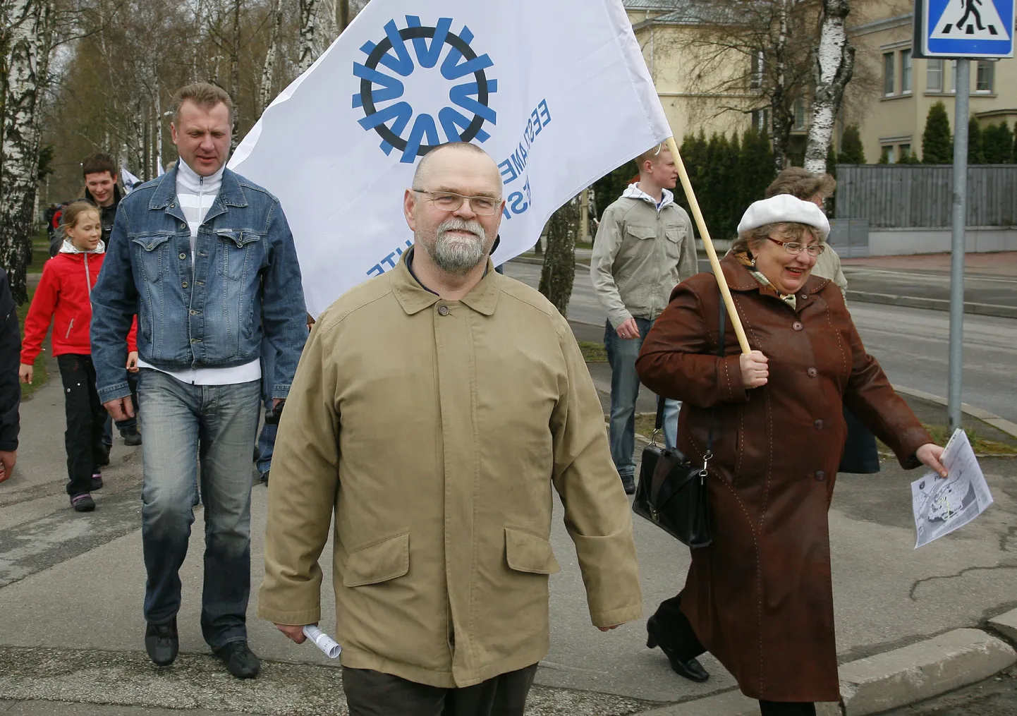 Ametiühingu rongkäik Pärnus.