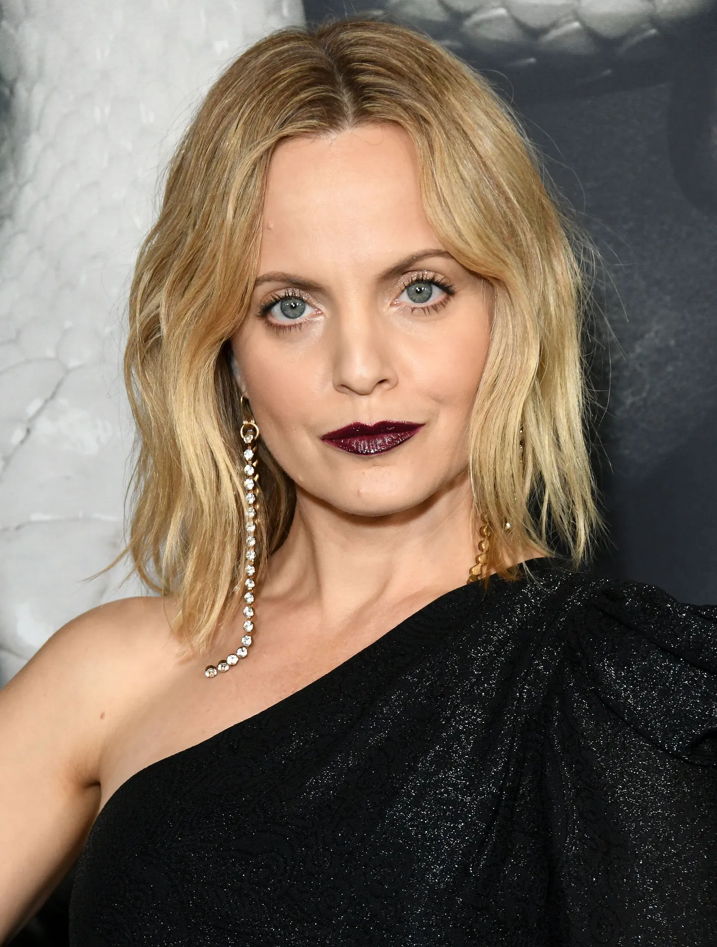Mena Suvari