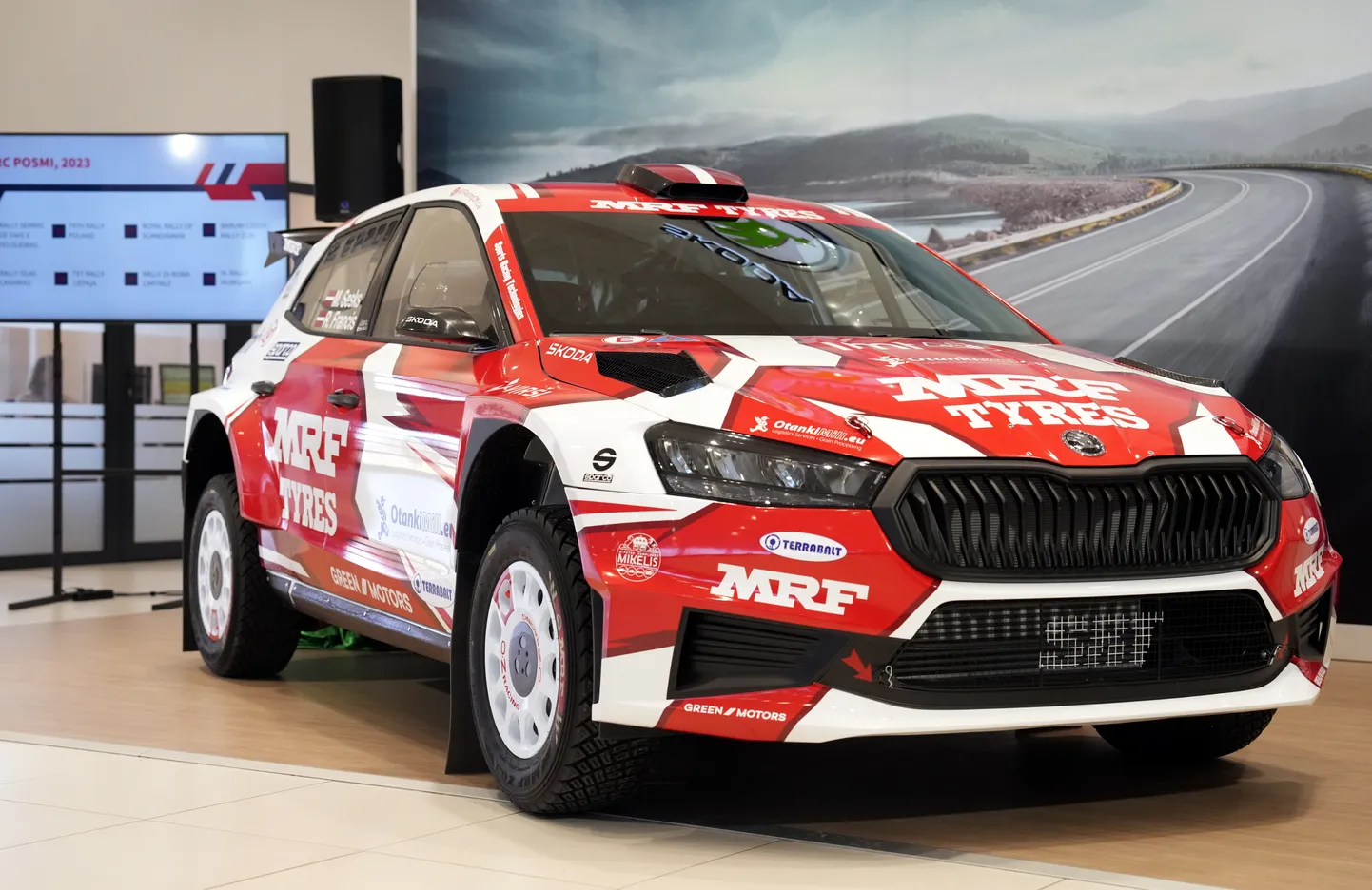 Rallija ekipāžas Mārtņa Seska un Renāra Franča automašīna Eiropas rallija čempionātam.