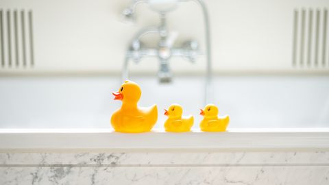 V Rigi bo prekinjena oskrba s toplo vodo