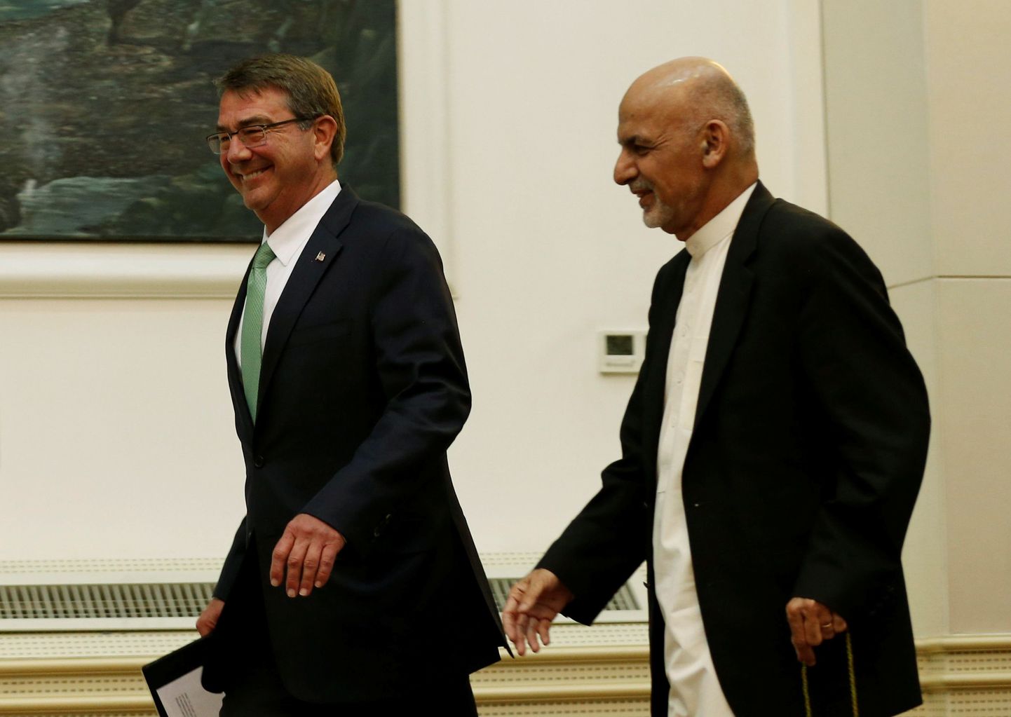 Ashton Carter ja Ashraf Ghani.