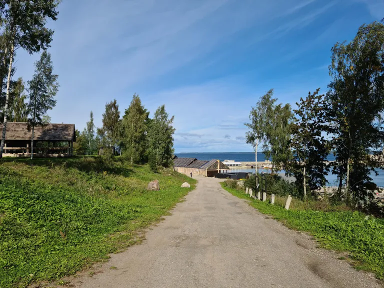 Hara sadama sissesõit.