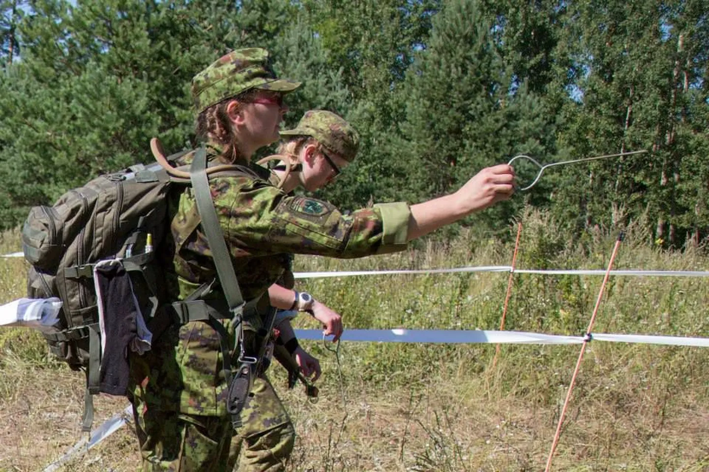 Valga Naiskodukaitse Pitka luurevõistlusel.
