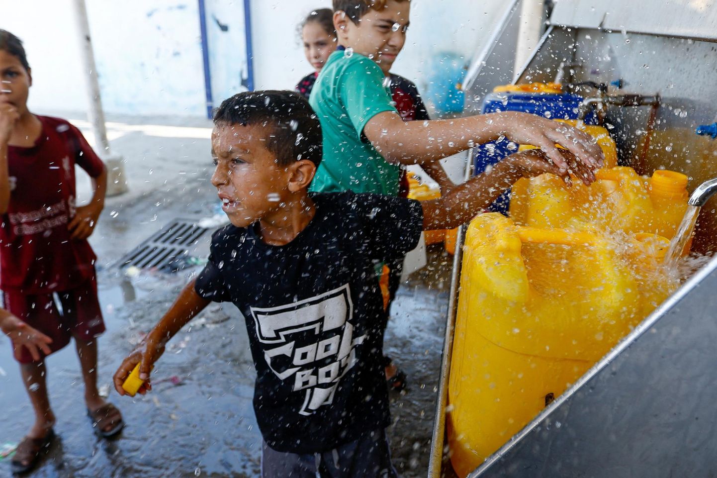 Gazas on puhas joogivesi otsakorral.