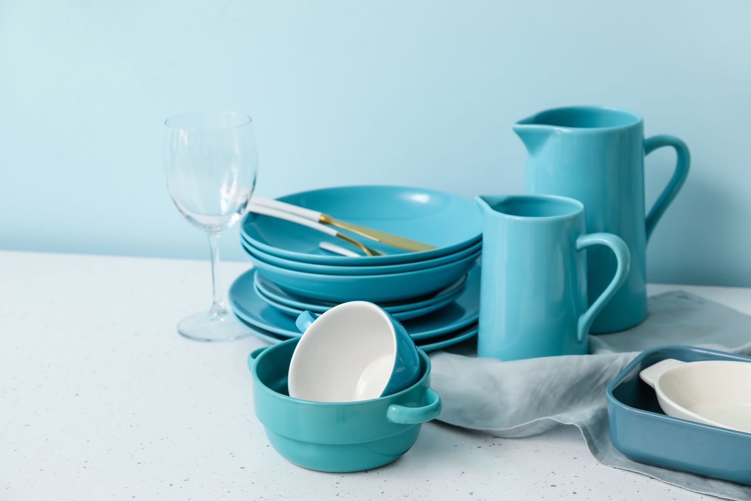 Эта посуда вредит вашему здоровью – проверьте шкафчики: она есть в ...