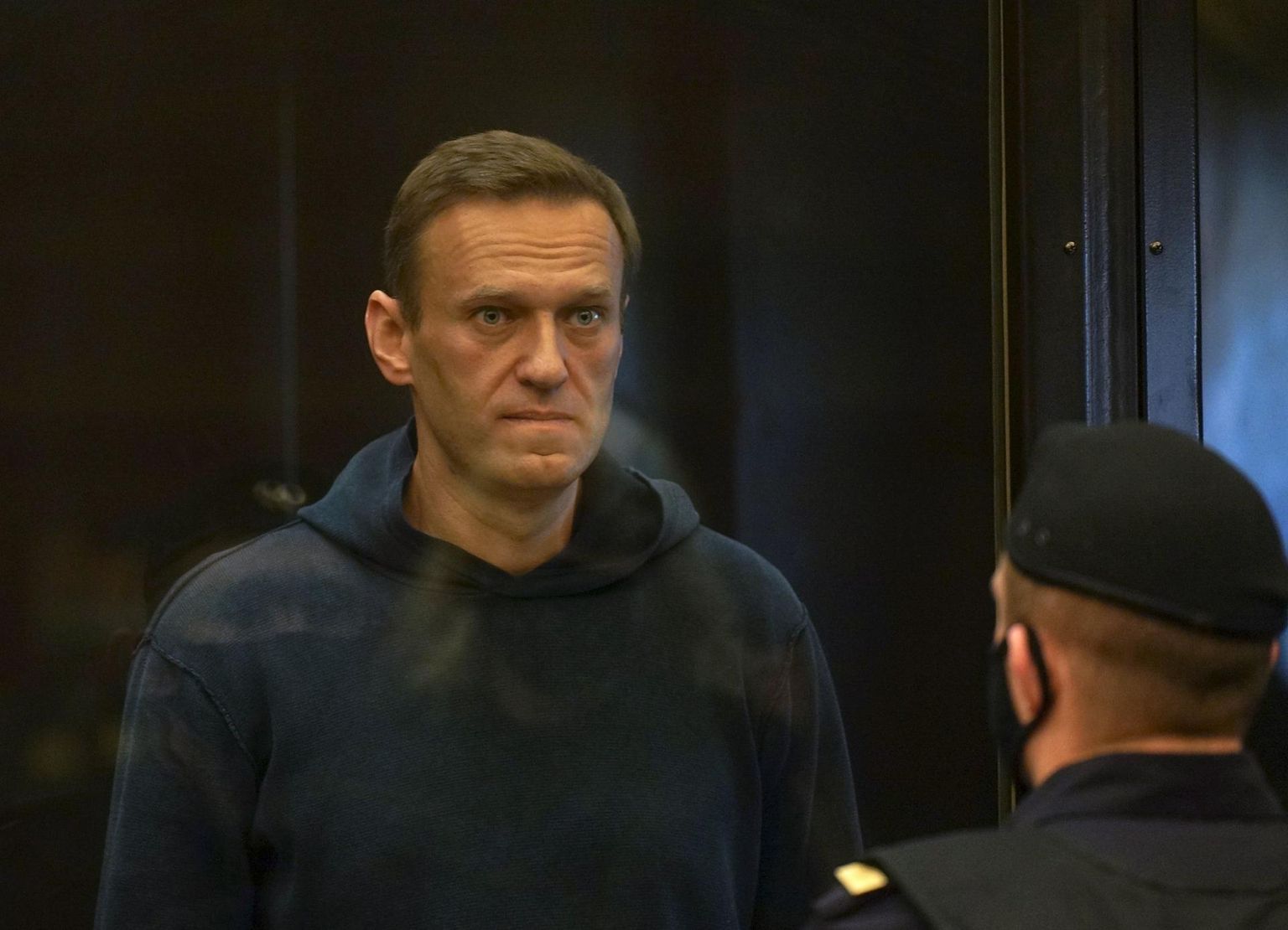 «Putin mürgitas mu. Ja see ajab selle väikse mehe ja varga hulluks,» ütles Aleksei Navalnõi eile kohtus.